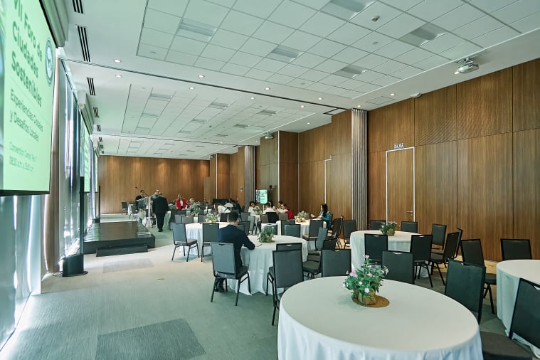 Salón para eventos y conferencias en Dream Plaza Costa del Este