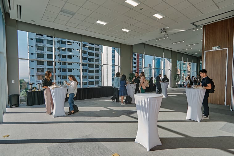 Salón para eventos y conferencias en Dream Plaza Costa del Este